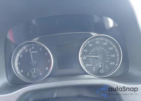 2017 Hyundai Elantra Se z USA, uszkodzony, nr VIN 5NPD84LF8HH103733